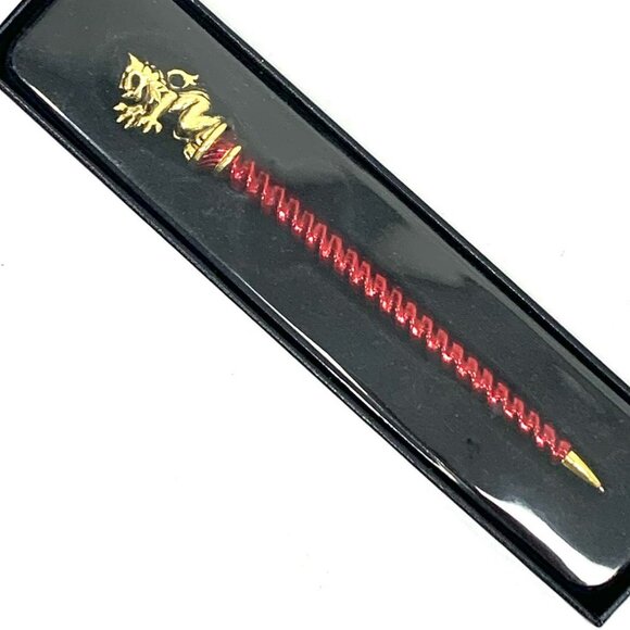 The Noble Collection Harry Potter - Hogwarts™ House Pen- Gryffindor™ 24K NEW NIB - Picture 2 of 4